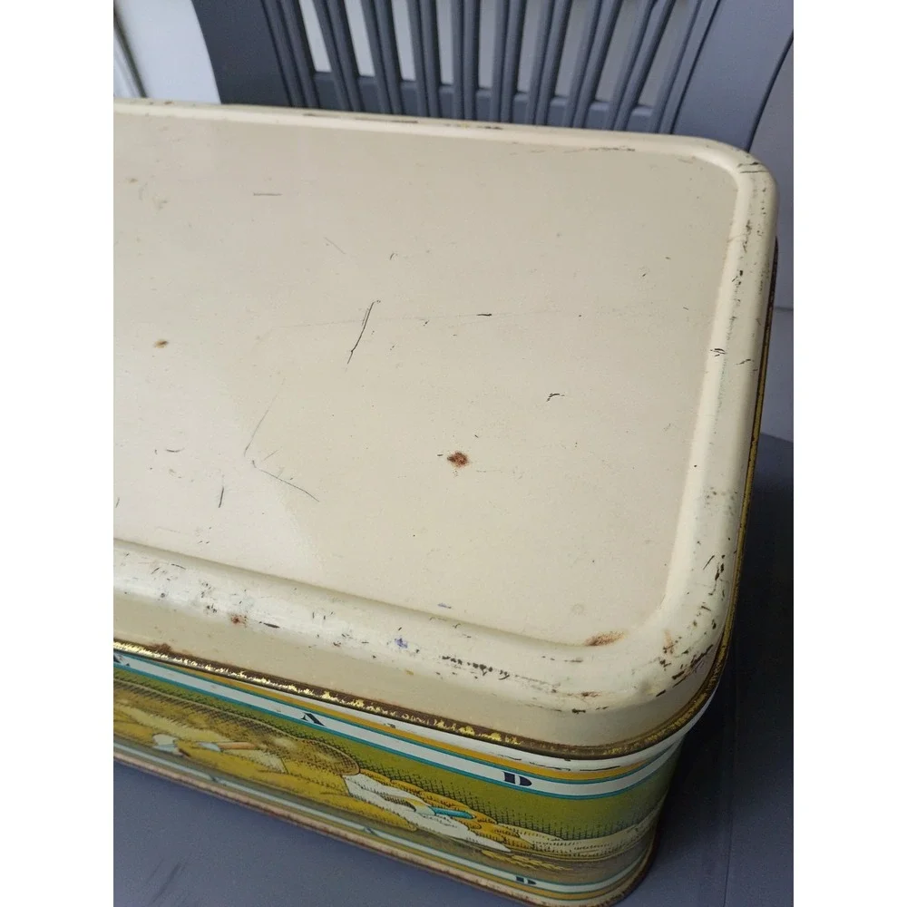 Vintage Cake Tin Ballonoff - 1979 Pentron Industries & Bread Box Set‎ Matching
